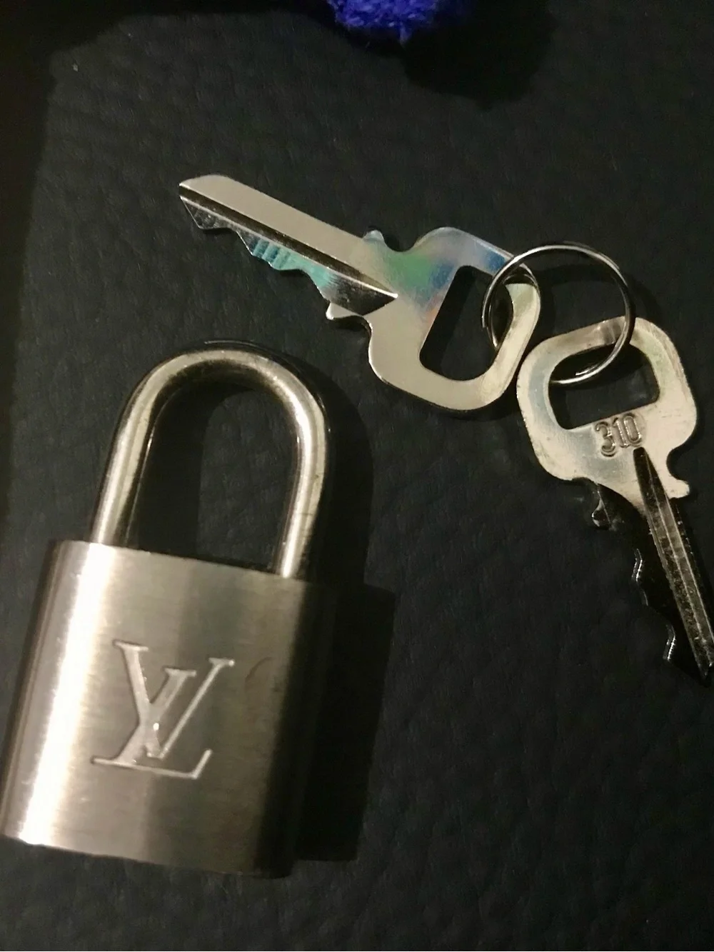 Louis Vuitton Silver Lock & 2 Keys